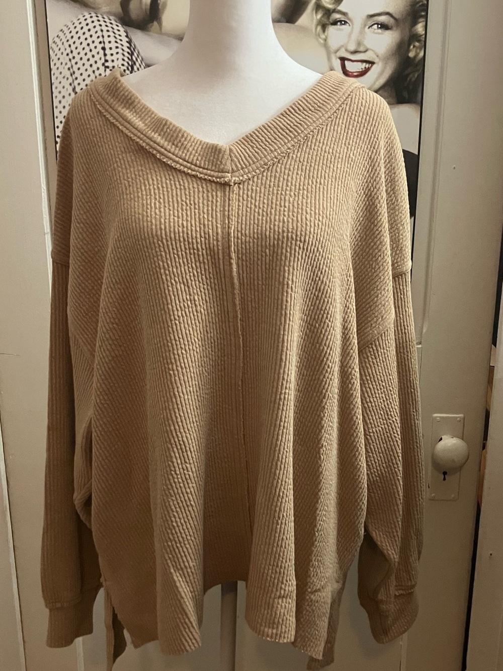 Aerie V-Neck Thick Ribbed Waffle-Knit Sweater - Beige/sand medium